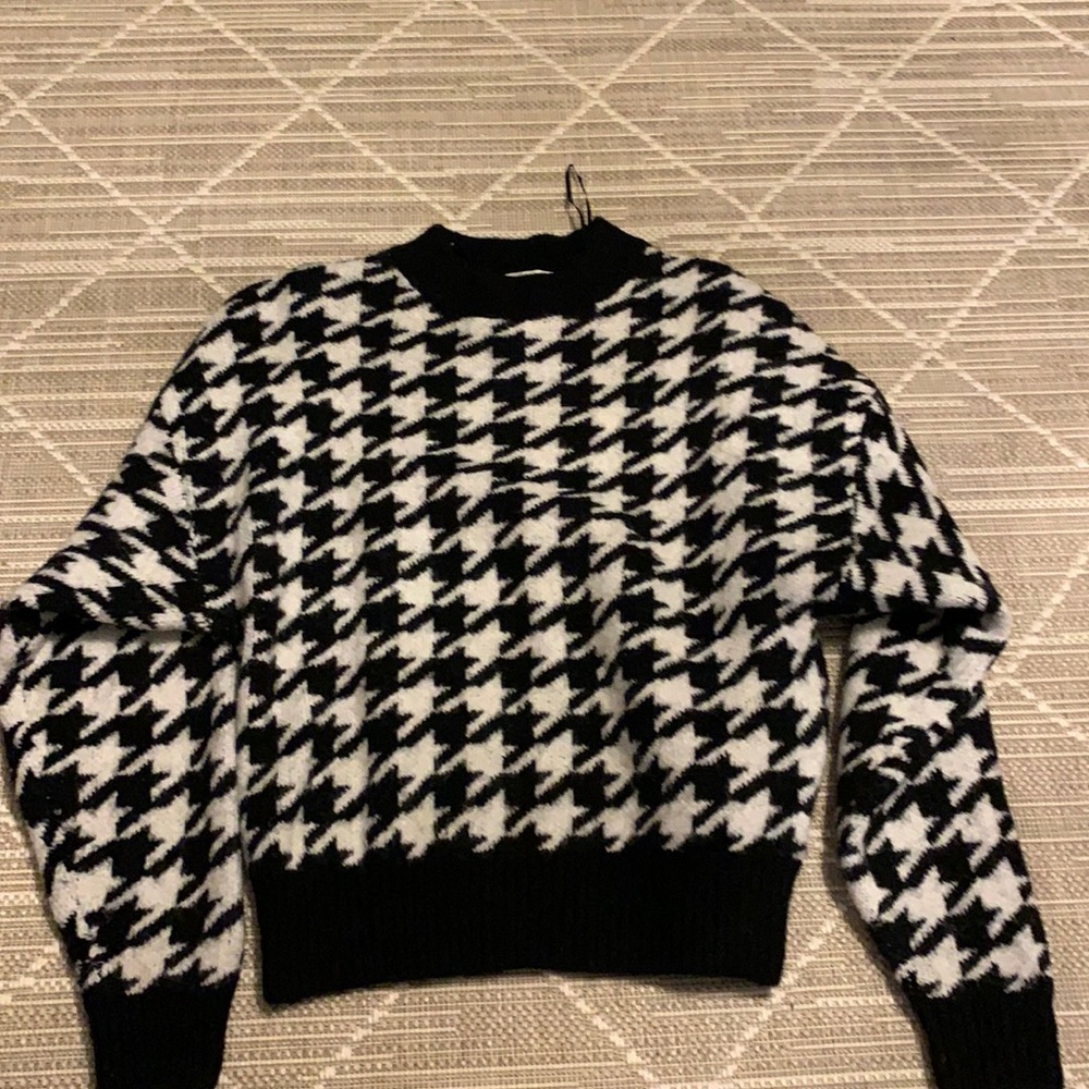 H&M sweater